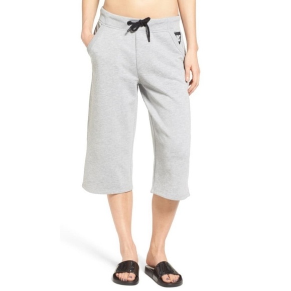 Ivy Park Crop Lounge Joggers - Picture 4 of 13